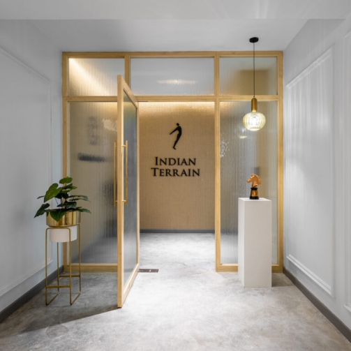 1.-Empatio-Architecture_City-Office-for-Apparel-Brand_03