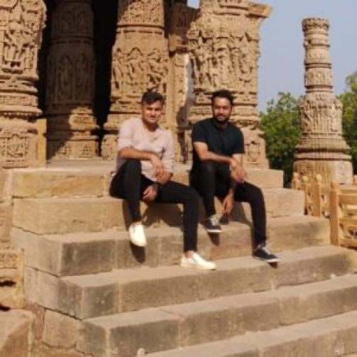 11.-architects-vipul-jayani-in-white-and-tarun-patel_misa-architects