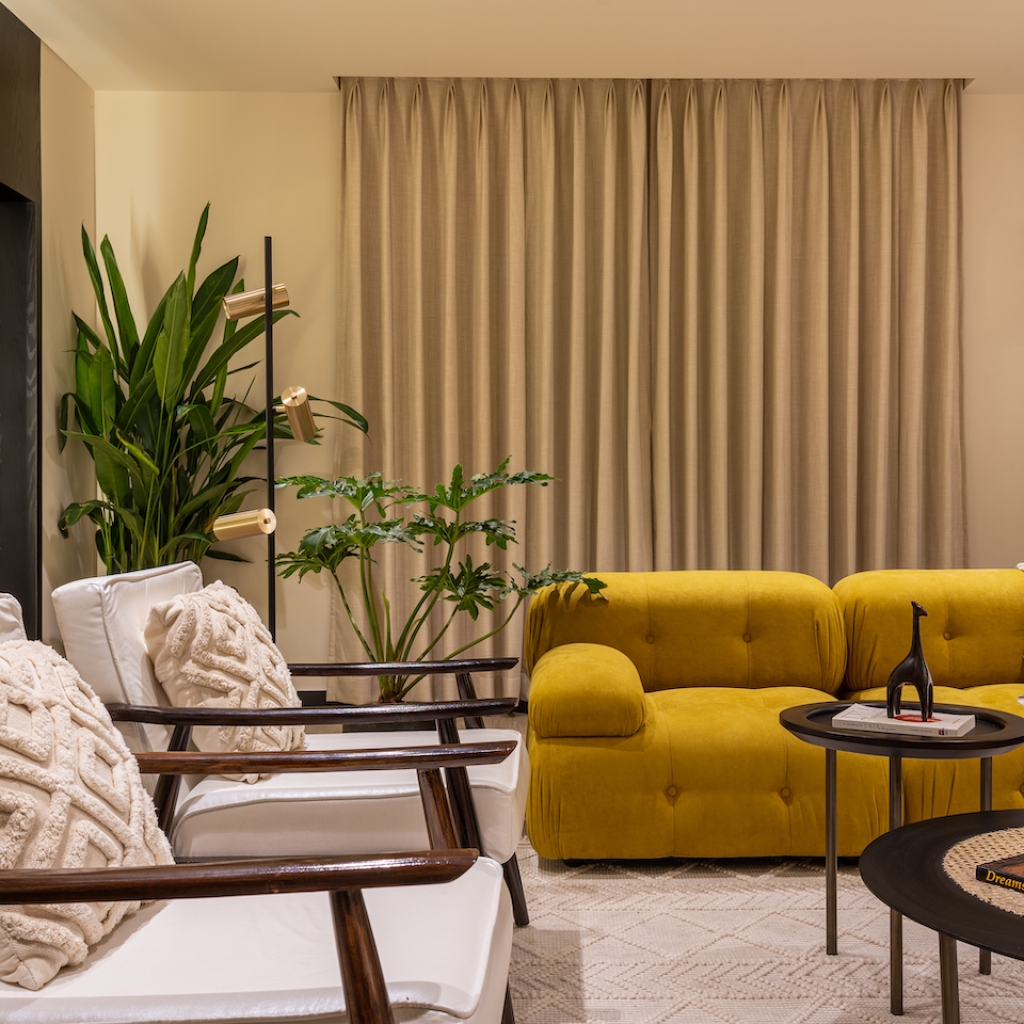 3.-The-Auburn-Studio_Millenial-Manor_YJP-TAS-4