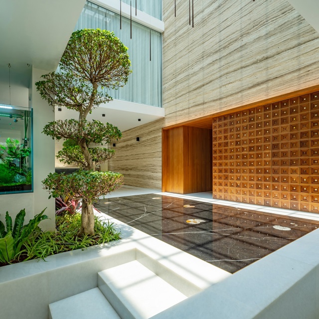 3.-geode-house_collage-architecture-03-Central-Court