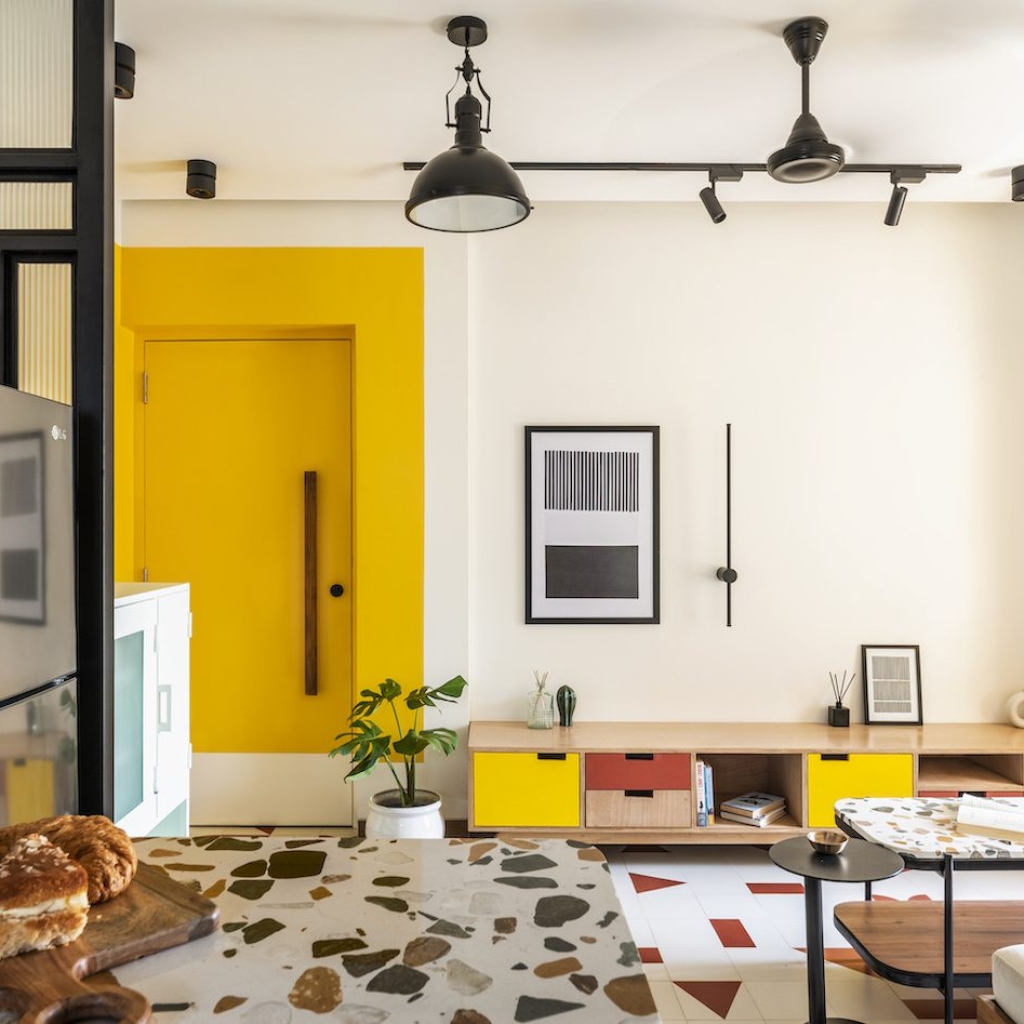 8.-Jetsons_The-Tiny-Yellow-House_08_Living-Area-from-breakfast-Ledge