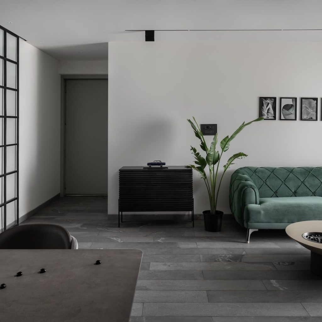 Rawat Design Studio_Between Black and White_4